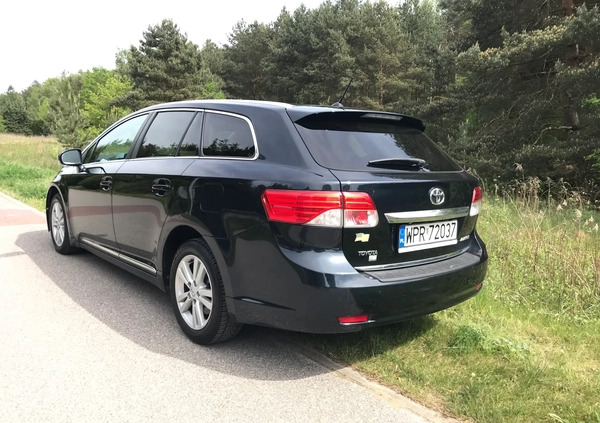 Toyota Avensis cena 41000 przebieg: 188500, rok produkcji 2012 z Ropczyce małe 137
